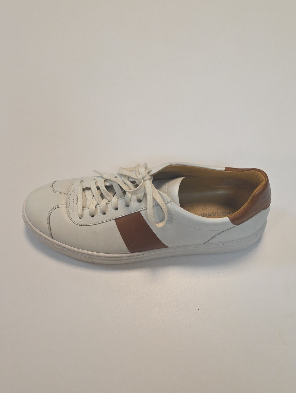 Magnanni White and Brown Leather Derby